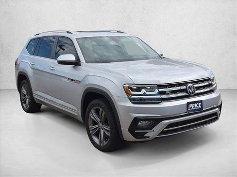 Used 2019 Volkswagen Atlas SEL R-Line AWD/4WD image 3