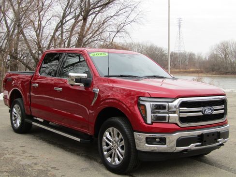 New 2025 Ford F150 Lariat w/ Equipment Group 502A High image 6