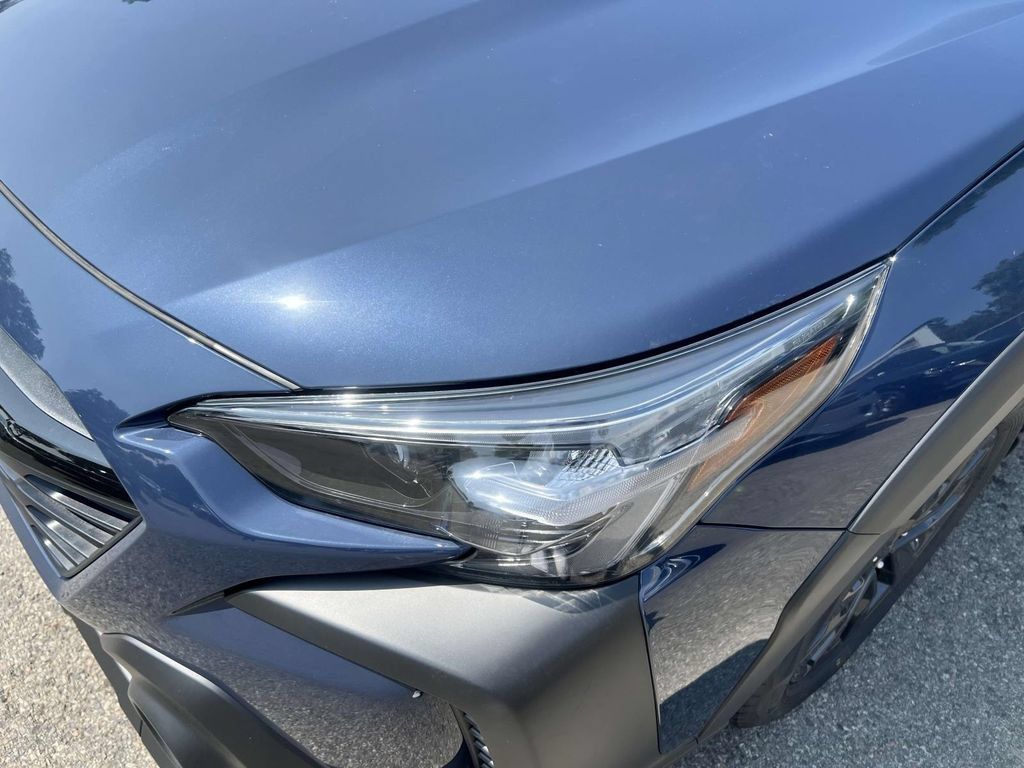Used 2025 Subaru Outback Onyx Edition AWD/4WD image 8