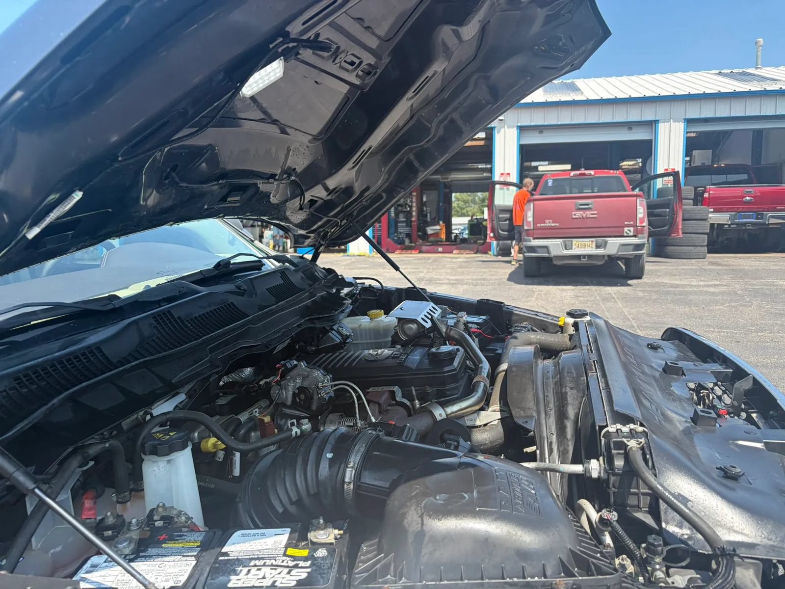 Used 2016 RAM 2500 Laramie w/ Convenience Group AWD/4WD image 11