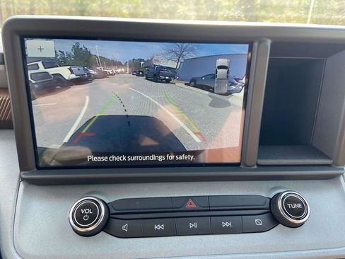 Used 2024 Ford Maverick Lariat FWD image 27