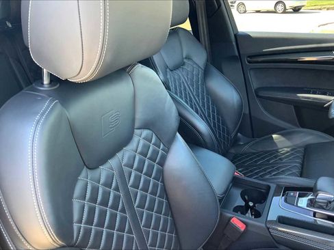 Used 2023 Audi SQ5 Premium Plus w/ Premium Plus Package image 9