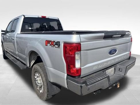 Used 2019 Ford F350 XLT w/ XLT Premium Package AWD/4WD image 24