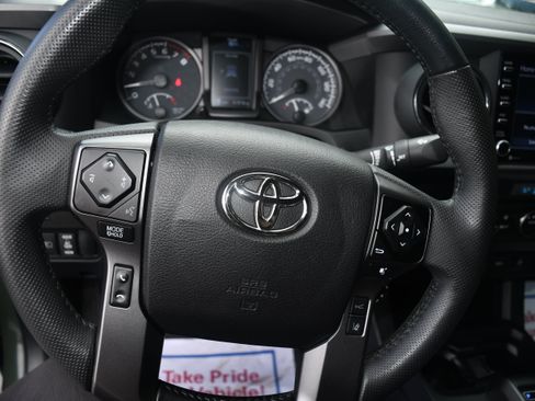 Certified 2022 Toyota Tacoma TRD Sport w/ Technology Package RWD image 12