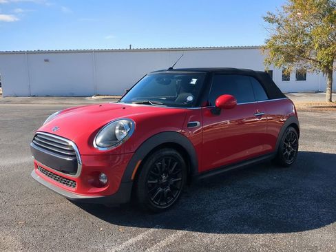 Used 2019 MINI Cooper Convertible image 7