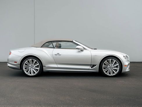 Used 2022 Bentley Continental GT Speed image 25