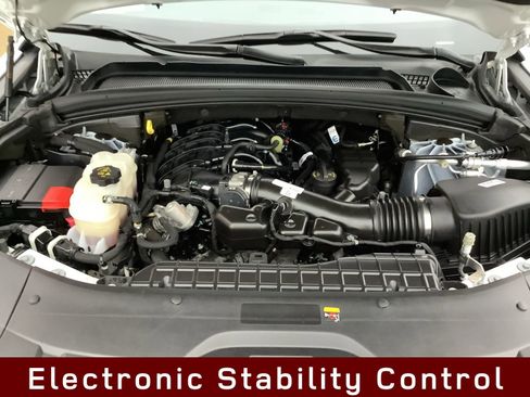 Used 2023 Jeep Grand Cherokee Laredo image 18