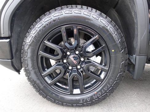 Used 2024 GMC Sierra 1500 Elevation image 55