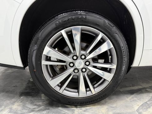 Used 2020 Cadillac XT6 Premium Luxury image 32