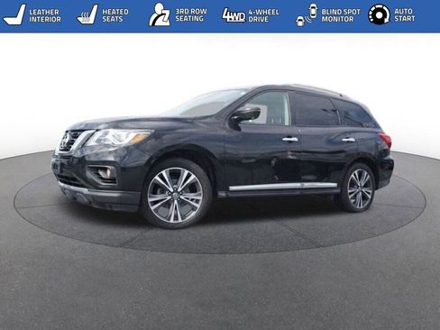 Used 2020 Nissan Pathfinder Platinum image 1