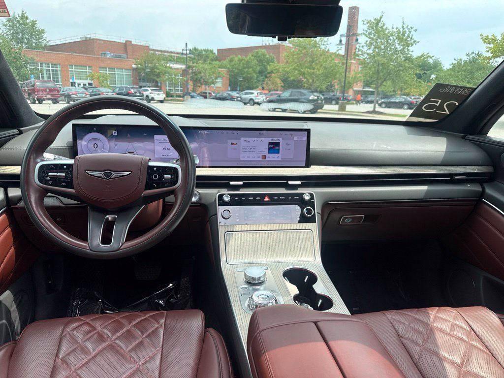 Certified 2025 Genesis GV80 3.5T Prestige AWD/4WD image 29
