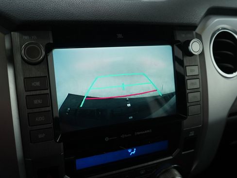 Used 2021 Toyota Tundra Limited w/ Limited Premium Package image 20