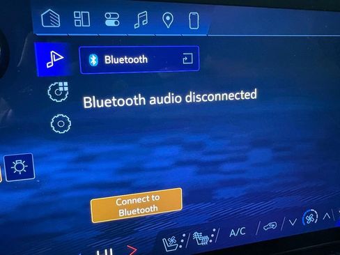 Used 2026 Chevrolet Traverse High Country w/ LPO, Floor Liner Package image 34