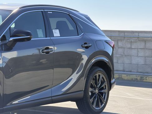 New 2026 Lexus RX 350h AWD/4WD image 9