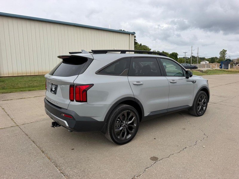 Used 2022 Kia Sorento SX Prestige AWD/4WD image 3