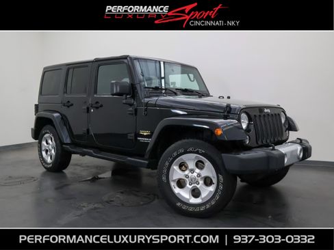 Used 2015 Jeep Wrangler Unlimited Sahara w/ Connectivity Group AWD/4WD image 1