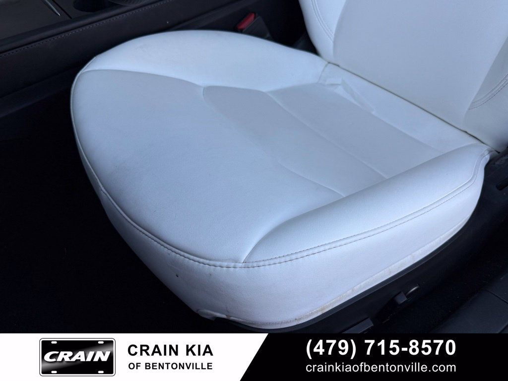 Used 2023 Tesla Model 3 Standard Range RWD image 23