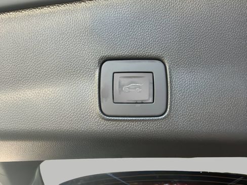 New 2026 Chevrolet TrailBlazer RS w/ Convenience Package AWD/4WD image 7