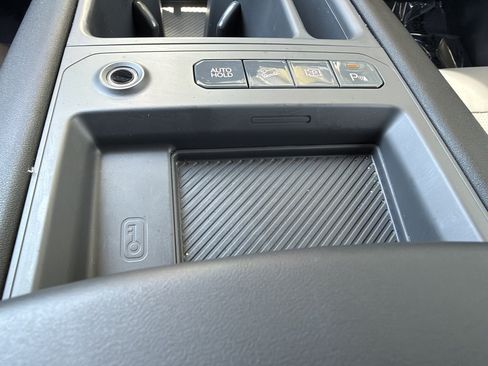 Used 2024 Kia EV9 Light RWD image 24