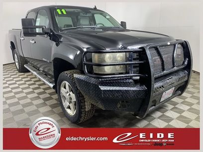 Used 2011 GMC Sierra 2500 SLT w/ SLT Convenience Package