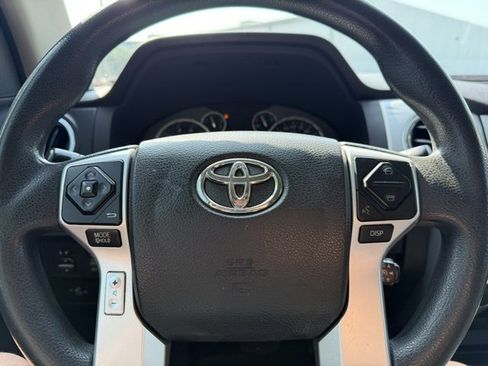 Used 2017 Toyota Tundra SR5 image 21