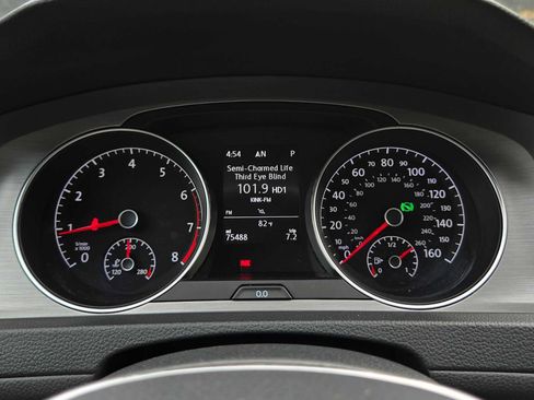 Used 2015 Volkswagen Golf S FWD image 24