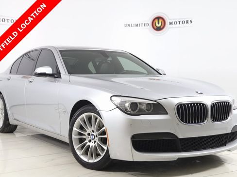 Used 2013 BMW 750i xDrive image 1