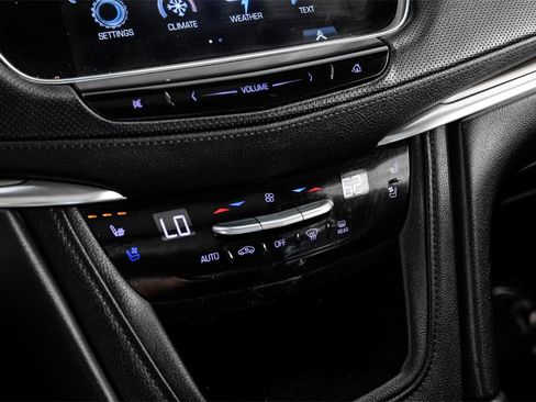 Used 2017 Cadillac XT5 Premium Luxury w/ Driver Assist Package image 26