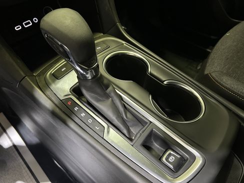 Used 2023 Chevrolet Equinox LT AWD/4WD image 21