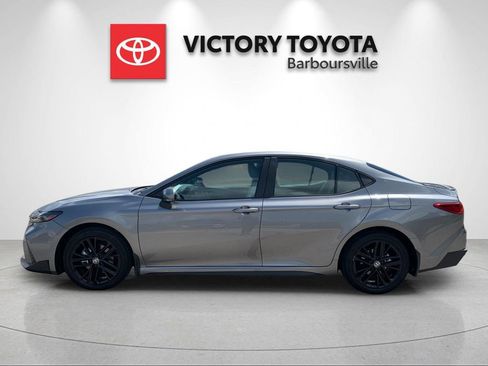 Used 2025 Toyota Camry SE w/ Convenience Package AWD/4WD image 2