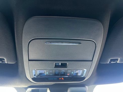 Used 2024 Ford F150 Lariat w/ Equipment Group 502A High AWD/4WD image 38