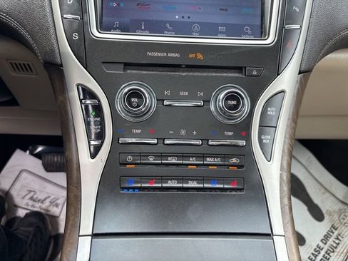 Used 2020 Lincoln Nautilus Reserve w/ Equipment Group 201A image 22