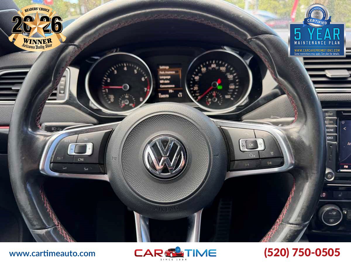 Used 2017 Volkswagen Jetta GLI FWD image 10