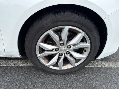 Used 2017 Chevrolet Impala LT FWD image 11