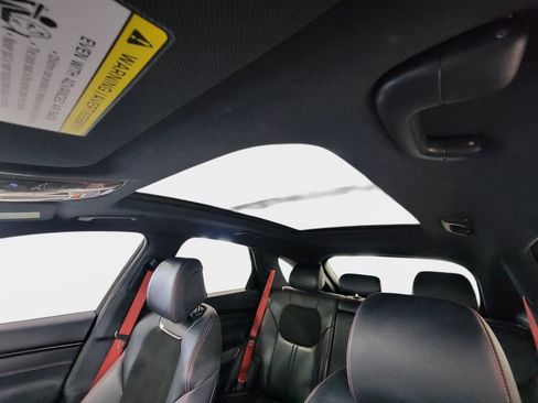 Used 2022 Genesis GV70 3.5T Sport image 27