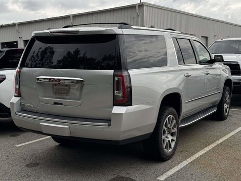 Used 2016 GMC Yukon XL Denali w/ Open Road Package AWD/4WD image 4