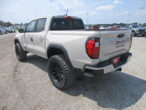 New 2026 GMC Canyon AT4 AWD/4WD image 10