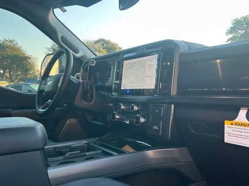 New 2026 Ford F250 Lariat w/ Black Appearance Package image 26