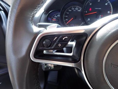 Used 2015 Porsche Cayenne Diesel w/ Premium Plus Package AWD/4WD image 19