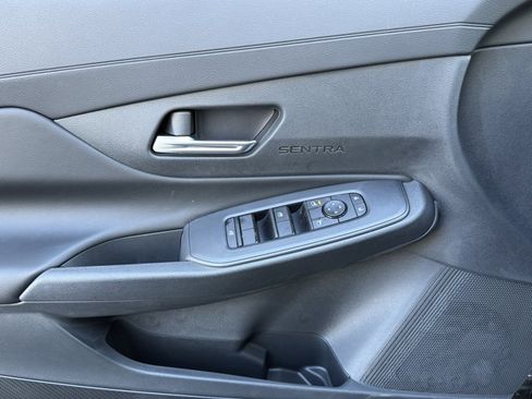 New 2026 Nissan Sentra SV w/ Floor Mat Package FWD image 6