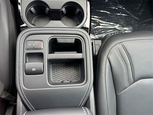 New 2025 Ford Mustang Mach-E Premium image 40