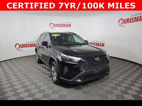 Used 2024 Toyota RAV4 XLE FWD image 17
