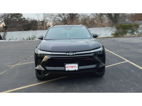 Certified 2025 Chevrolet Blazer EV RS image 3