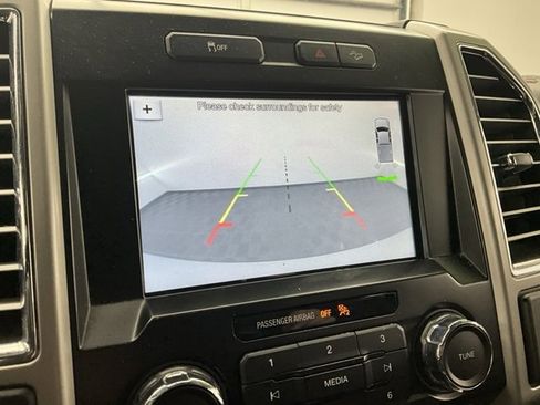 Used 2017 Ford F250 Lariat w/ FX4 Off-Road Package image 5