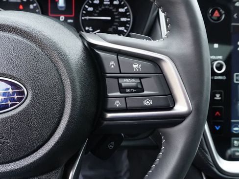 Used 2025 Subaru Outback Touring image 29