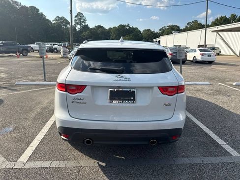 Used 2019 Jaguar F-PACE R-Sport AWD/4WD image 5