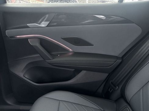 New 2026 Volkswagen Tiguan SE image 26