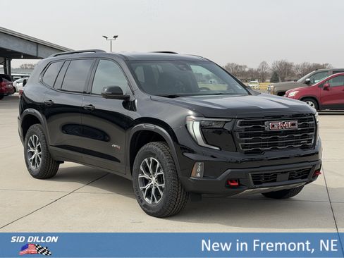 New 2026 GMC Acadia AT4 w/ Luxury Package AWD/4WD image 2