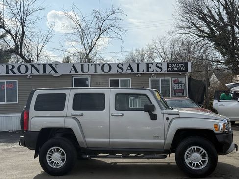 Used 2008 HUMMER H3 AWD/4WD image 5
