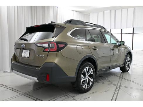 Used 2021 Subaru Outback Limited XT image 7
